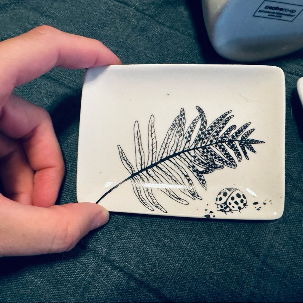 Three Tiny Tea Trays and a Creamer Cup with a Nature Theme - Picture 4 of 9